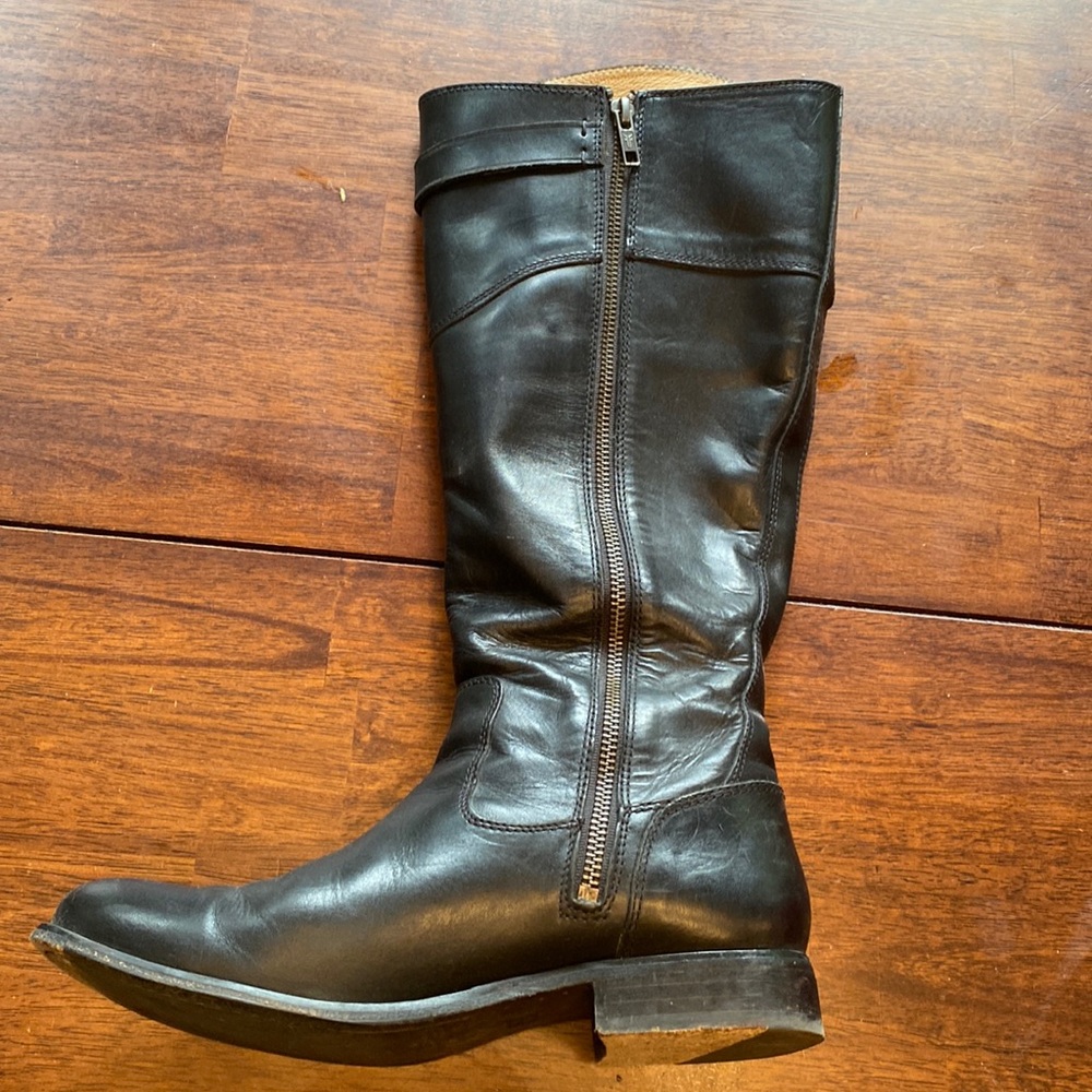 Frye boots size 8